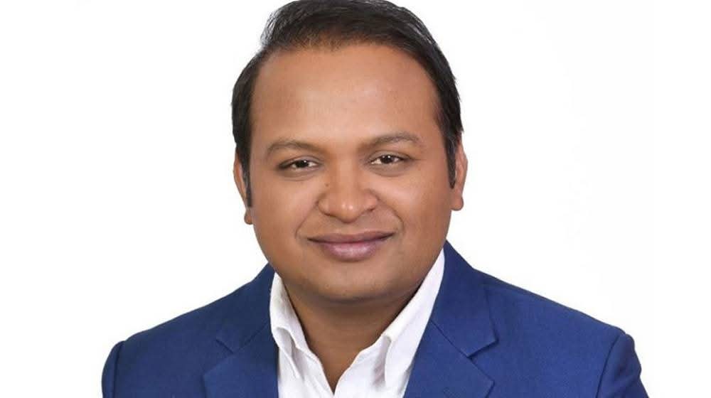 १४ दिनमै हटाइए श्रम मन्त्री साह